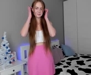 hayley_hayes is a 19 year old female webcam sex model.