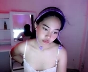 asianbabecandy is a 18 year old female webcam sex model.