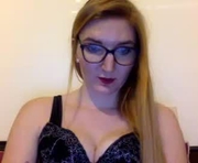 vanda26 is a 25 year old female webcam sex model.