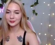 myrkiss is a 18 year old female webcam sex model.