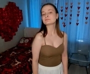 synneappling is a 18 year old female webcam sex model.