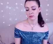 foxyx1 is a 28 year old female webcam sex model.