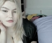 sarah_welsh is a  year old female webcam sex model.