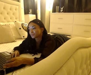 kleogold_1 is a  year old female webcam sex model.