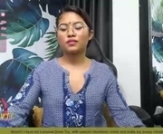 shailayojana is a 19 year old female webcam sex model.