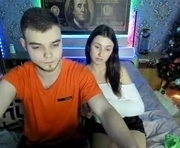 vikki_and_george is a 19 year old couple webcam sex model.