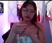 sopphie_ki is a 18 year old female webcam sex model.