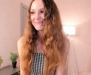 katiecullimore is a 18 year old female webcam sex model.