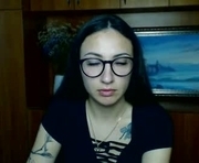 yourqueen666 is a 23 year old female webcam sex model.