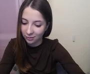 oliviaani_ is a 19 year old female webcam sex model.