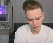 other_air is a 19 year old male webcam sex model.