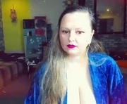 delinnia is a 39 year old female webcam sex model.