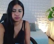 aihnara28 is a 18 year old female webcam sex model.