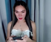 ur_innocent_girlx is a 20 year old female webcam sex model.