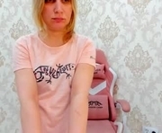 camomilesi is a 28 year old female webcam sex model.