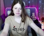 alekasamui is a 36 year old female webcam sex model.