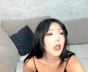 akirahonda is a 18 year old female webcam sex model.