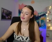 brianna_nicee is a 18 year old female webcam sex model.