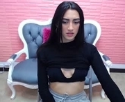 little_bee777 is a 20 year old female webcam sex model.