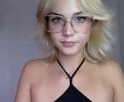 lexie_wild is a 26 year old female webcam sex model.