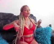 kenya_carper is a 41 year old female webcam sex model.