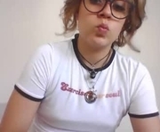 rivadeneira222 is a  year old female webcam sex model.