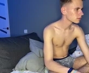 charles_steel is a 18 year old male webcam sex model.