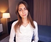 engelchasey is a 18 year old female webcam sex model.