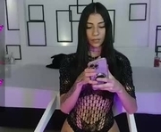 lissaowen is a 18 year old female webcam sex model.