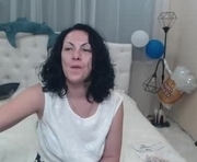 irismorgan is a 40 year old female webcam sex model.