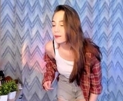 tate_angel is a 18 year old female webcam sex model.