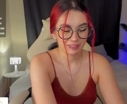 dakottaa__ is a 22 year old female webcam sex model.