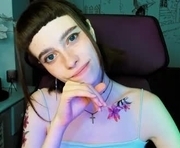 yokawoods is a 25 year old female webcam sex model.