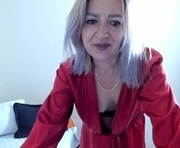 diamond_milf35 is a 39 year old female webcam sex model.