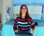 emmarouxx is a 22 year old female webcam sex model.