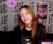 audreyhalloway is a 18 year old female webcam sex model.