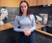 berenicecoppinger is a 18 year old female webcam sex model.