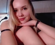 gentleflower23 is a 21 year old female webcam sex model.