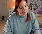 callmekatesmit is a 21 year old female webcam sex model.