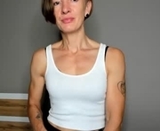 dorothy_meyer is a 39 year old female webcam sex model.