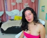 wet_layla is a 22 year old female webcam sex model.