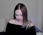 sweetie_candy_ is a 18 year old female webcam sex model.