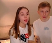 dyrinda is a 19 year old couple webcam sex model.