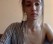 dalia_peach is a  year old female webcam sex model.