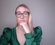 _sandyqueen_ is a  year old female webcam sex model.