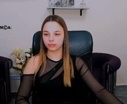 _lexi_miller_ is a 18 year old female webcam sex model.