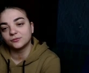 _bella_night is a 19 year old female webcam sex model.