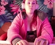 kissica is a 38 year old female webcam sex model.