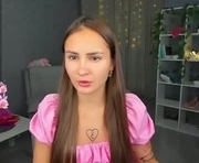 straw_juice is a 21 year old female webcam sex model.