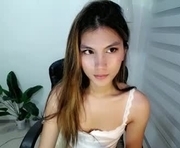 kayegorgeous18 is a  year old female webcam sex model.